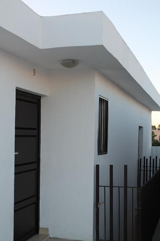 Private entrance at Hotel Bugambilias